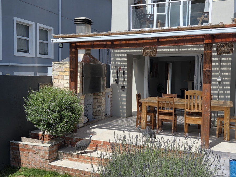 2 Bedroom Property for Sale in Wavecrest Eastern Cape